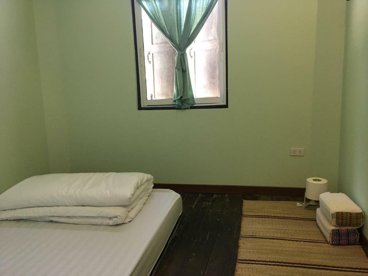 Baan Bua Guest House Chiang Rai Exterior foto